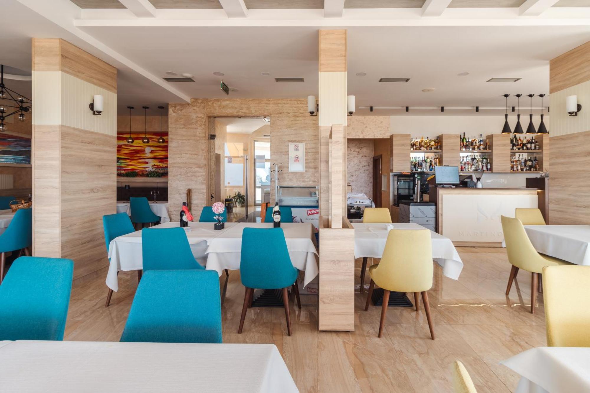 דוברה וודה Lux Hotel M מראה חיצוני תמונה